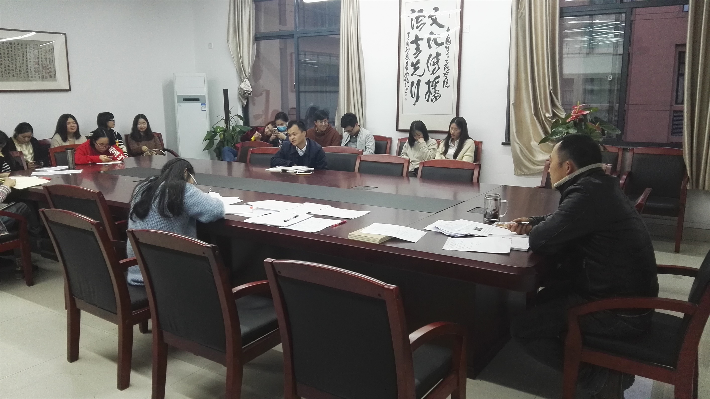 第二党支部全体.jpg