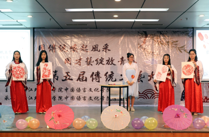 QQ图片20180605212509.png QQ图片20180605212509.png