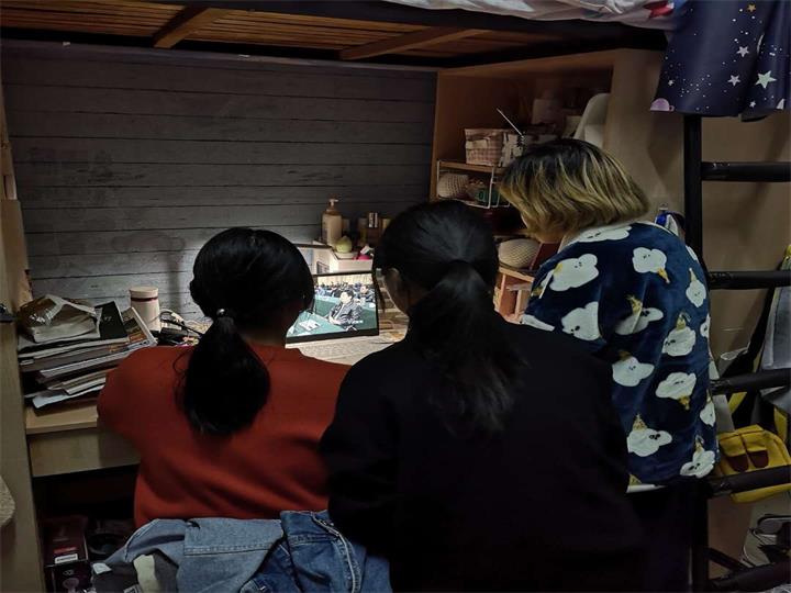 18中文1班.jpg 18中文1班.jpg